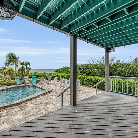 Bay House Retreat Managed By Beach Retreats